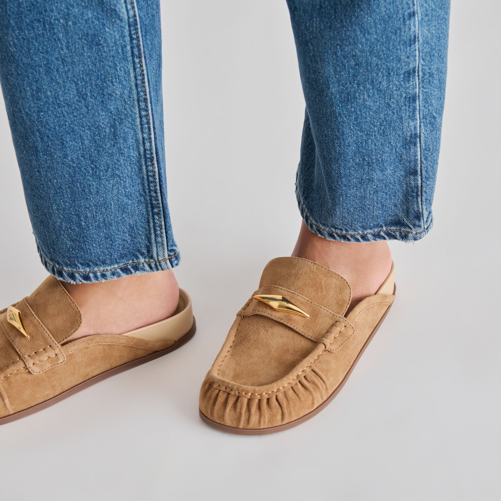 JODERO FLATS LT BROWN SUEDE
